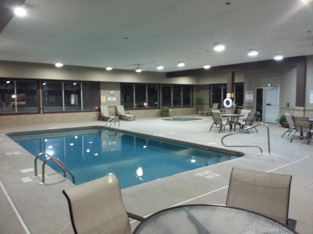Country Inn & Suites By Radisson, Sidney, Ne Exterior photo